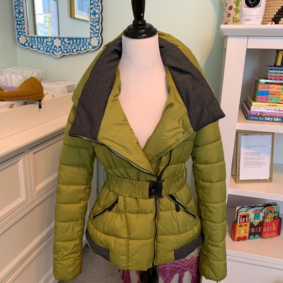 Gorgeous Italian Puffer Coat - Picture 2 of 4